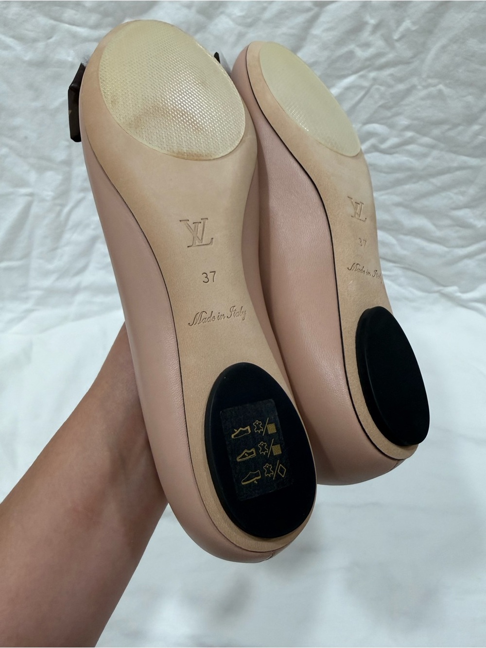 Louis Vuitton Popi Flat Ballerina - Picture 9 of 14